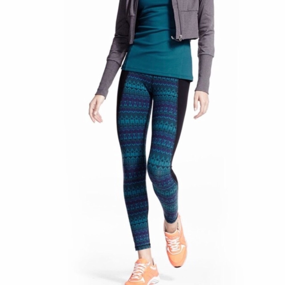 Alo Yoga Illusion Arctic Viridian Tribal Legging XS